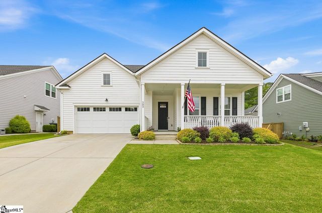 303 Nebbiolo Lane, Simpsonville, SC 29681