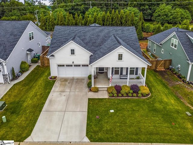 303 Nebbiolo Lane, Simpsonville, SC 29681