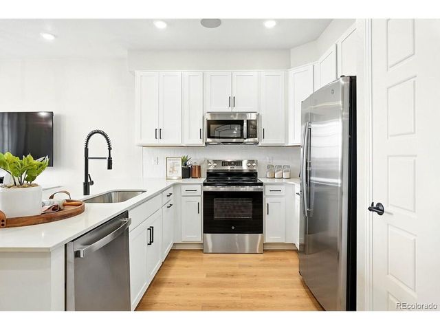 6820 Parterre Pkwy N 4, Thornton, CO 80602