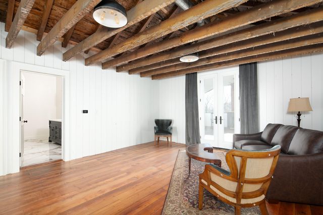 1975 Georgetown Road, Paris, KY 40361