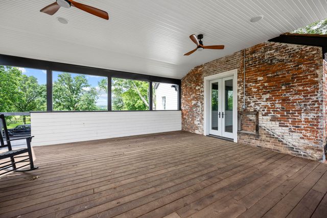 1975 Georgetown Road, Paris, KY 40361