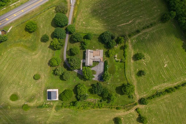 1975 Georgetown Road, Paris, KY 40361