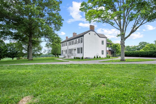 1975 Georgetown Road, Paris, KY 40361