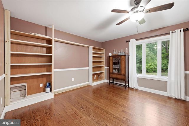 211 CREEKVIEW LN, Middletown, VA 22645