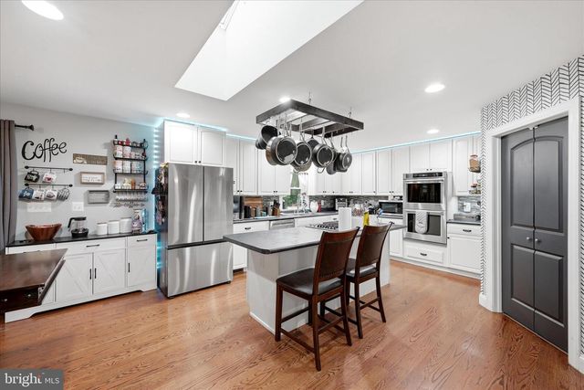 211 CREEKVIEW LN, Middletown, VA 22645