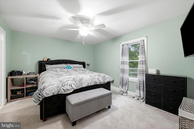 211 CREEKVIEW LN, Middletown, VA 22645