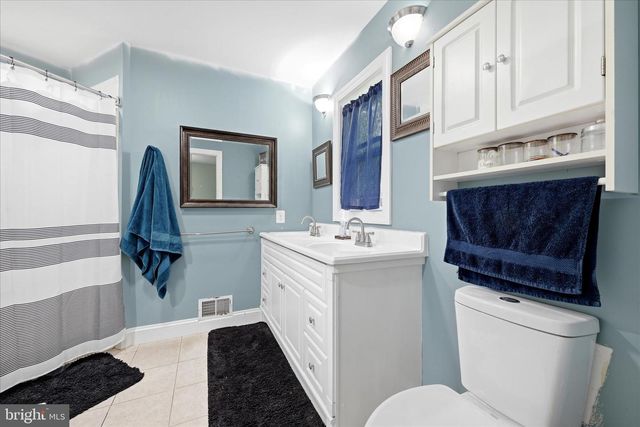 211 CREEKVIEW LN, Middletown, VA 22645
