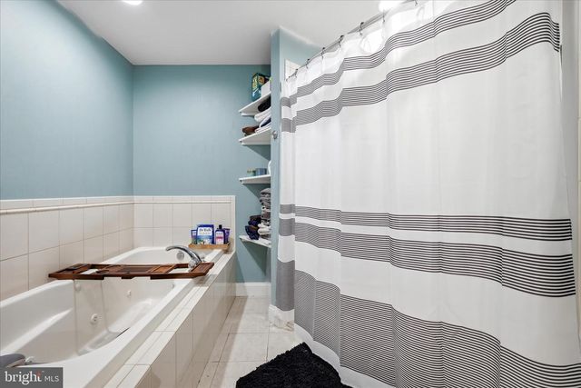 211 CREEKVIEW LN, Middletown, VA 22645