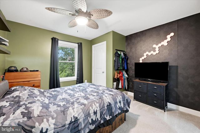 211 CREEKVIEW LN, Middletown, VA 22645