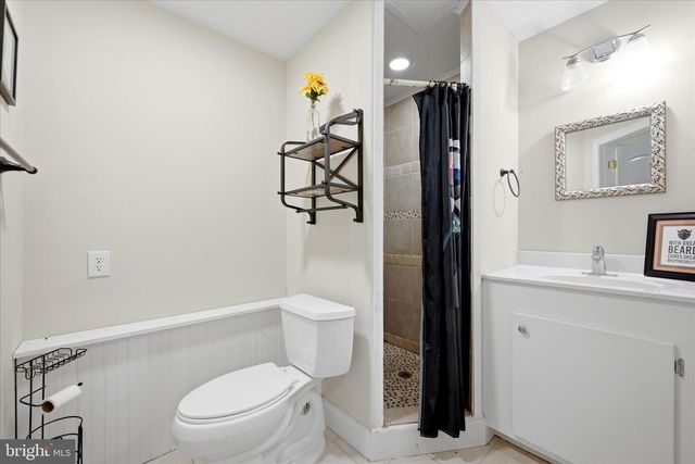 211 CREEKVIEW LN, Middletown, VA 22645
