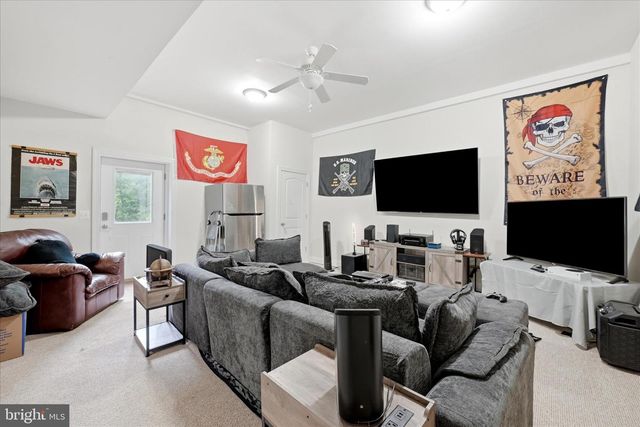 211 CREEKVIEW LN, Middletown, VA 22645