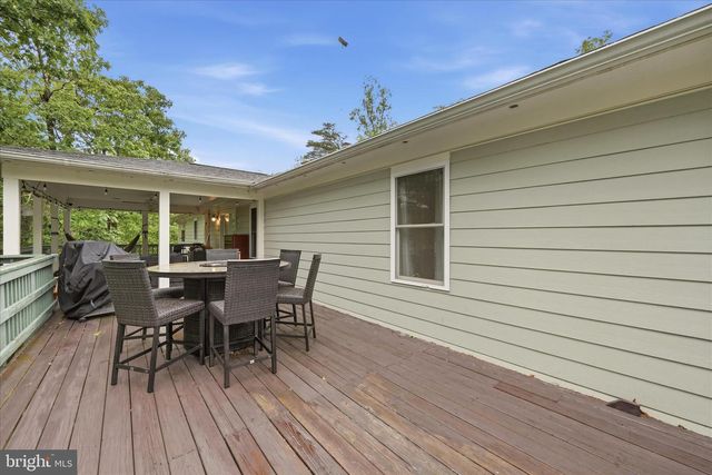 211 CREEKVIEW LN, Middletown, VA 22645