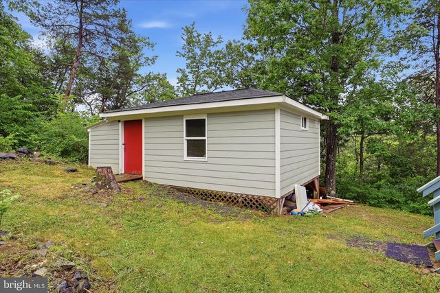 211 CREEKVIEW LN, Middletown, VA 22645