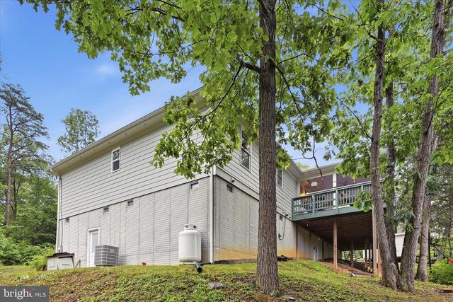 211 CREEKVIEW LN, Middletown, VA 22645
