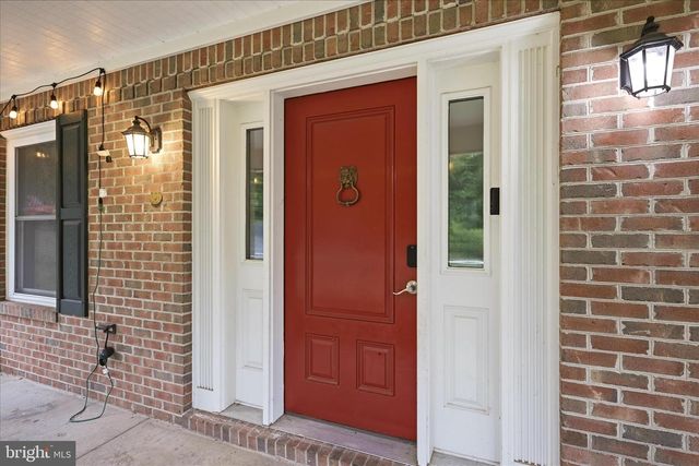 211 CREEKVIEW LN, Middletown, VA 22645