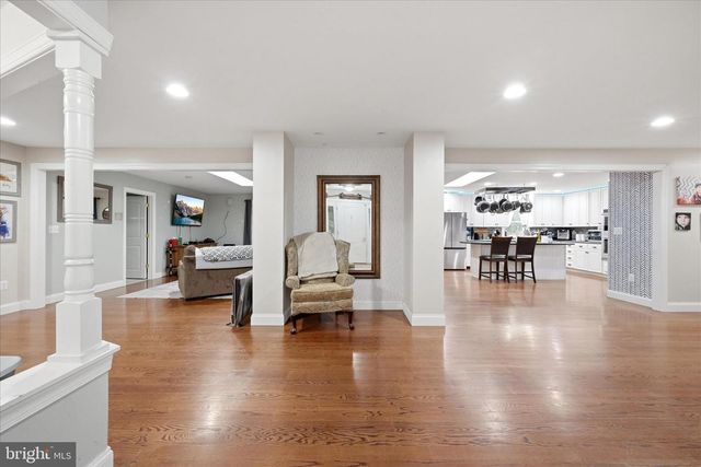 211 CREEKVIEW LN, Middletown, VA 22645