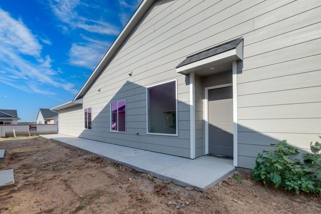 5408-5410 N Sandkey Ct, Wichita, KS 67204