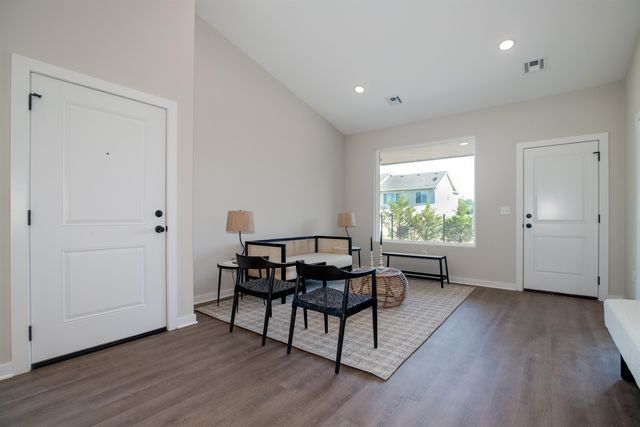 5408-5410 N Sandkey Ct, Wichita, KS 67204