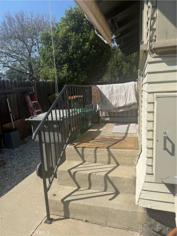 2147 N White, La Verne, CA 91750