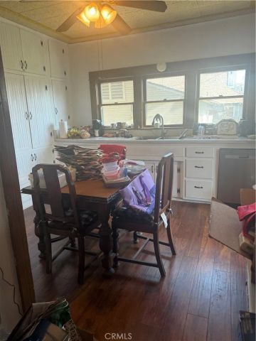 2147 N White, La Verne, CA 91750