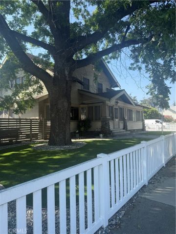 2147 N White, La Verne, CA 91750
