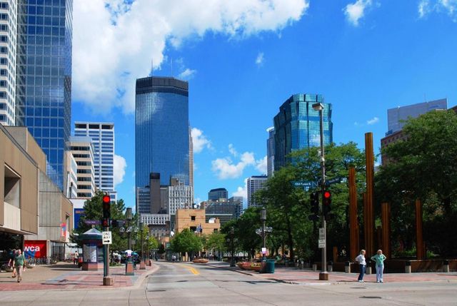 11 S 12th Street 103, Minneapolis, MN 55403