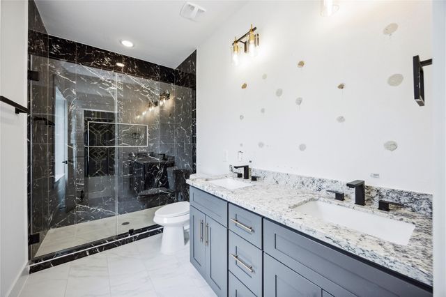 4601 Newberry Street A, Houston, TX 77051