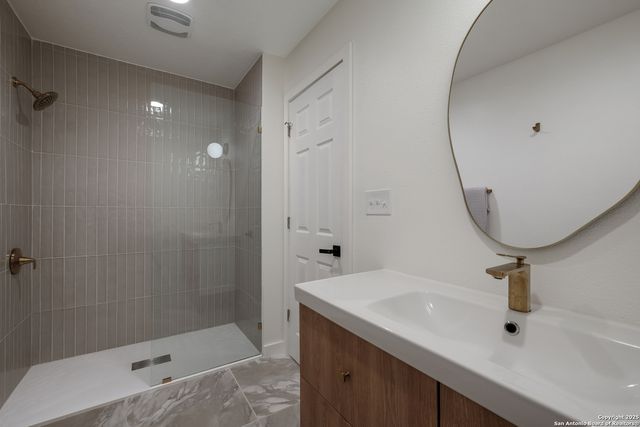16331 Rangerider, San Antonio, TX 78247
