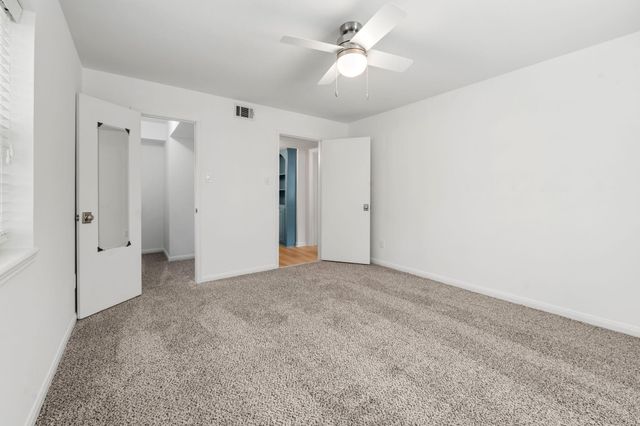 12966 Trail Hollow Drive 2960, Houston, TX 77079