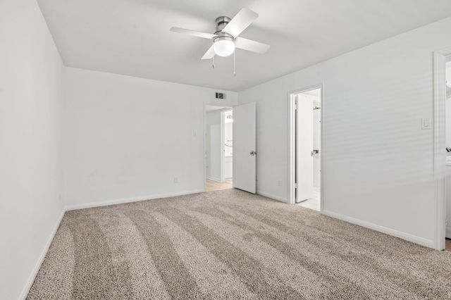 12966 Trail Hollow Drive 2960, Houston, TX 77079