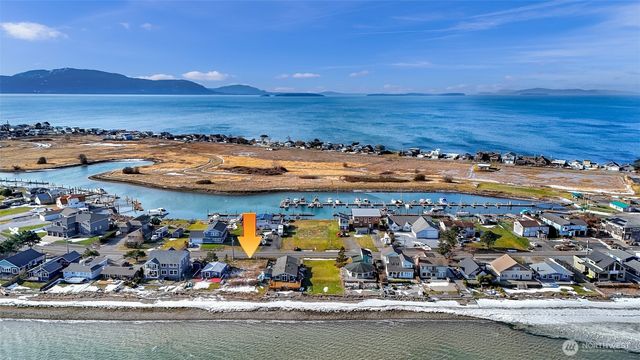 42 Saltspring Drive, Ferndale, WA 98248