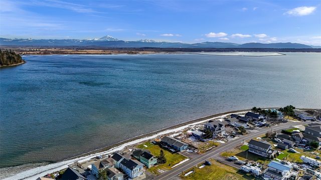 42 Saltspring Drive, Ferndale, WA 98248