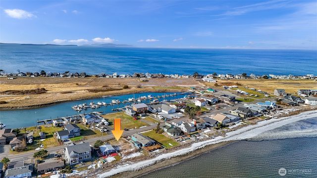 42 Saltspring Drive, Ferndale, WA 98248