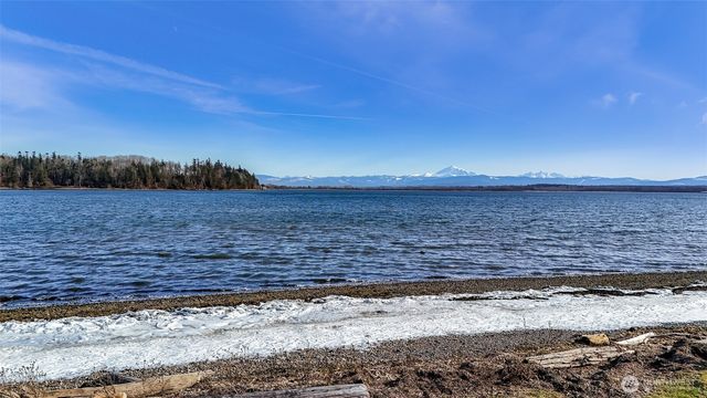 42 Saltspring Drive, Ferndale, WA 98248