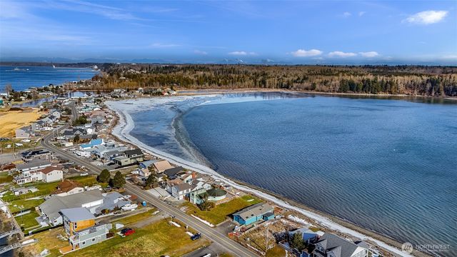 42 Saltspring Drive, Ferndale, WA 98248