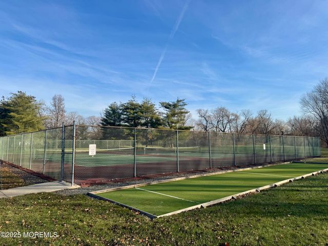 7 Gatley Close, Freehold, NJ 07728