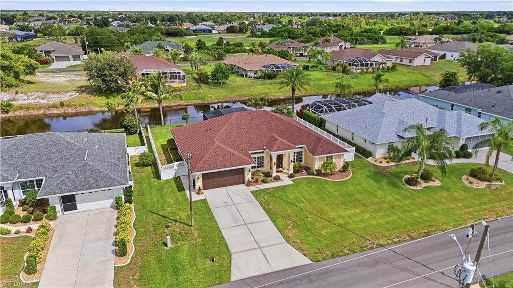 11 Medalist LN, ROTONDA WEST, FL 33947 — photo 3