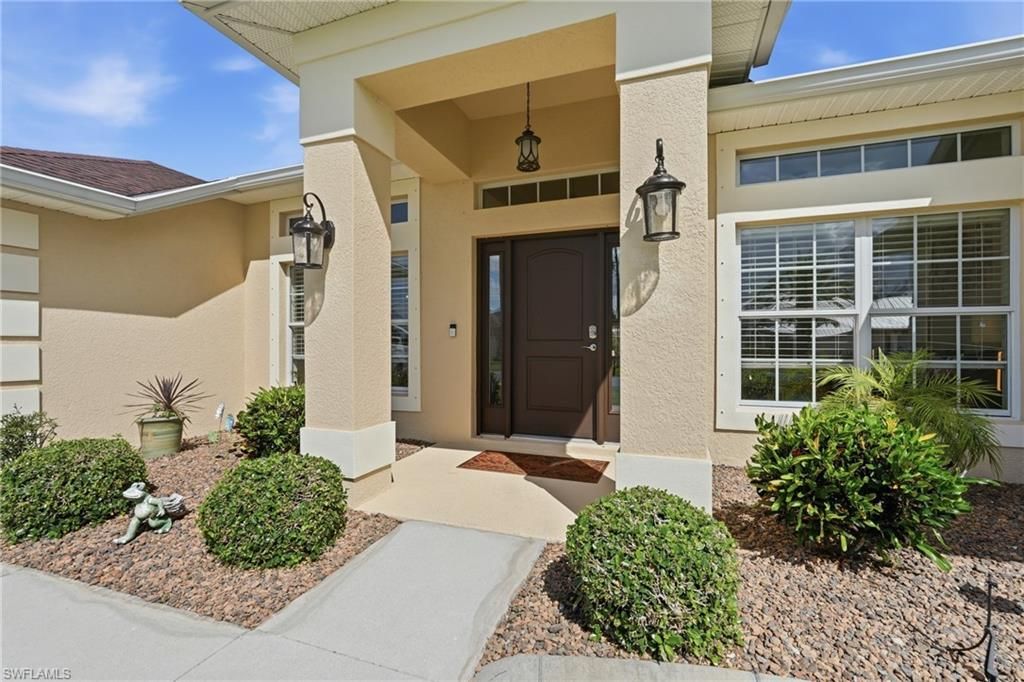 11 Medalist LN, ROTONDA WEST, FL 33947 — photo 5