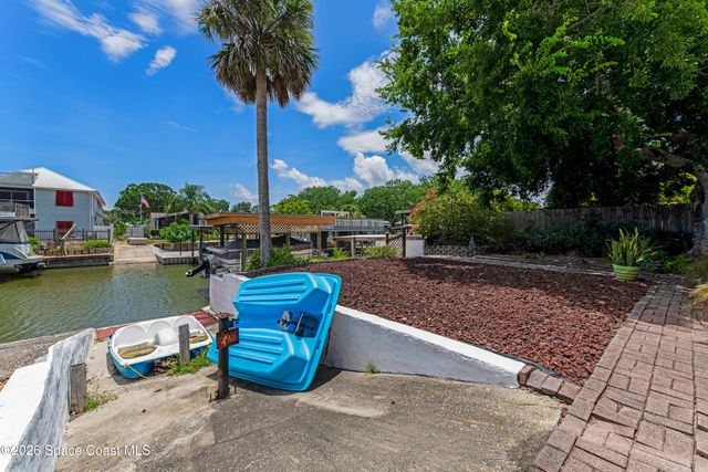 235 Randle Avenue, Oak Hill, FL 32759