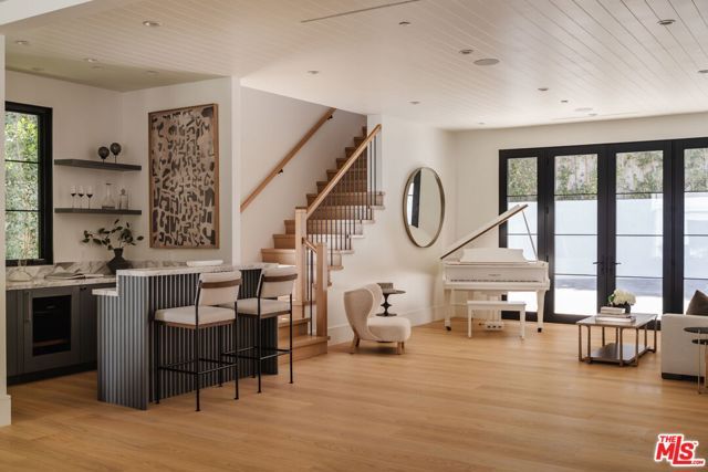 13164 Boca De Canon Lane, Los Angeles, CA 90049