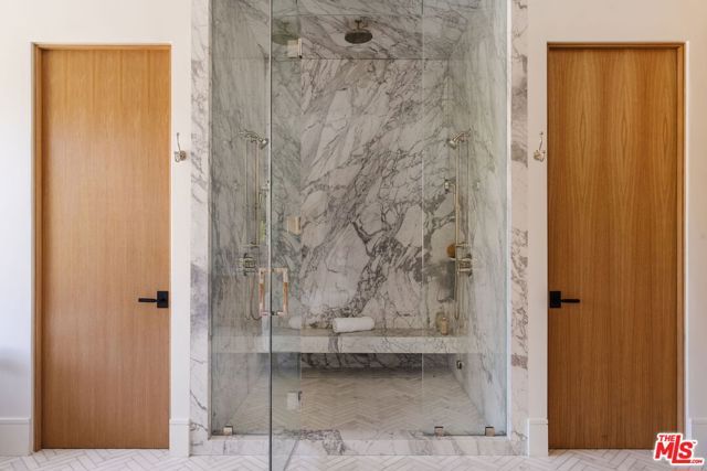 13164 Boca De Canon Lane, Los Angeles, CA 90049