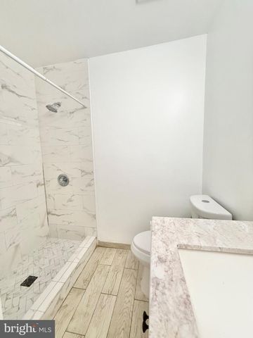 8594 ENOCHS DR, Lorton, VA 22079