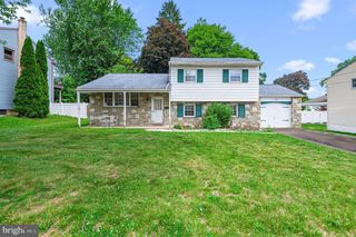183 WINDSOR AVE, Southampton, PA 18966