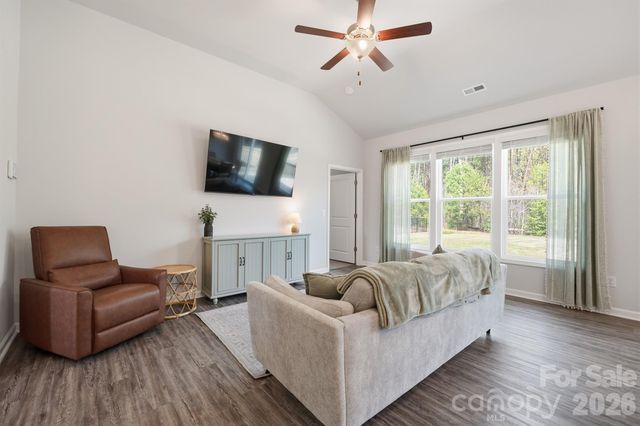 8220 Mccormick Street, Terrell, NC 28682