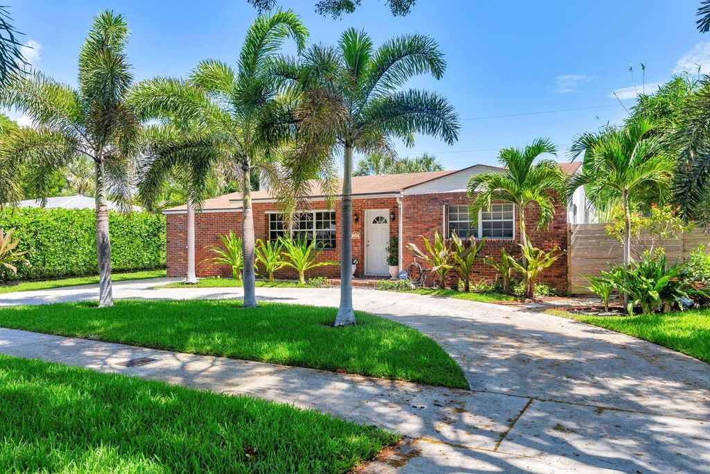 235 Forest Hill Boulevard, West Palm Beach, FL 33405