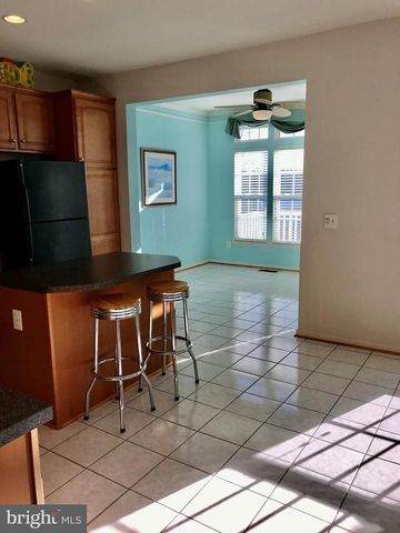 316 MONROE POINT DR, Colonial Beach, VA 22443