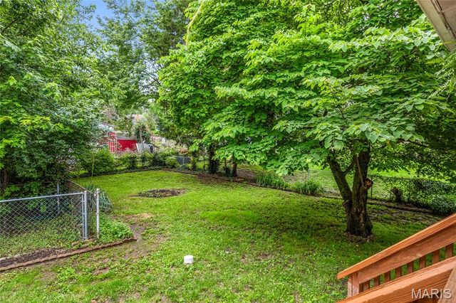 9844 Mecca Lane, St Ann, MO 63074