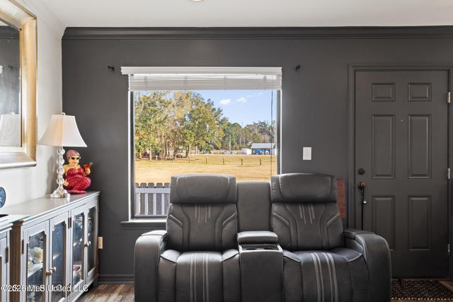 527 Front Beach Drive, 40, Ocean Springs, MS 39564