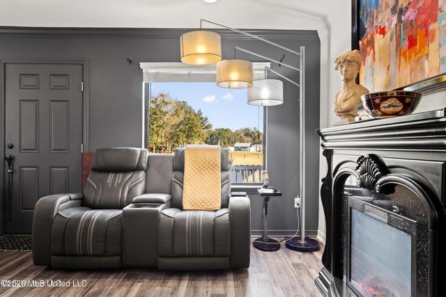 527 Front Beach Drive, 40, Ocean Springs, MS 39564