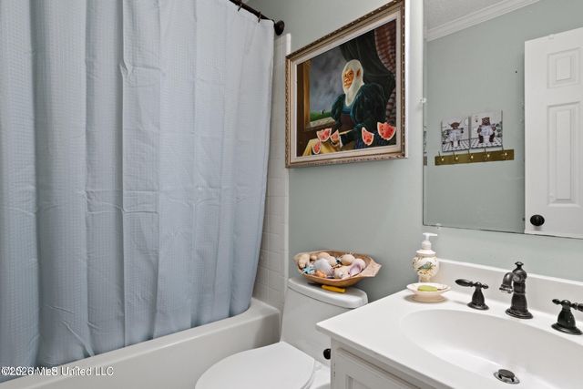 527 Front Beach Drive, 40, Ocean Springs, MS 39564